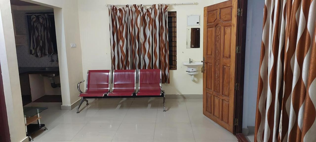 Guruvayur Adithya Екстер'єр фото